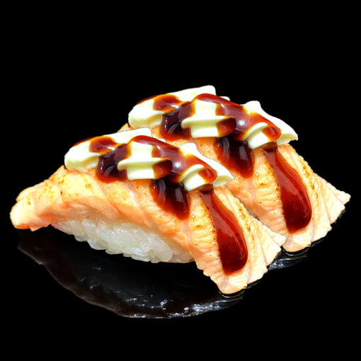 8) Nigiri Salmone scotatto 2pz